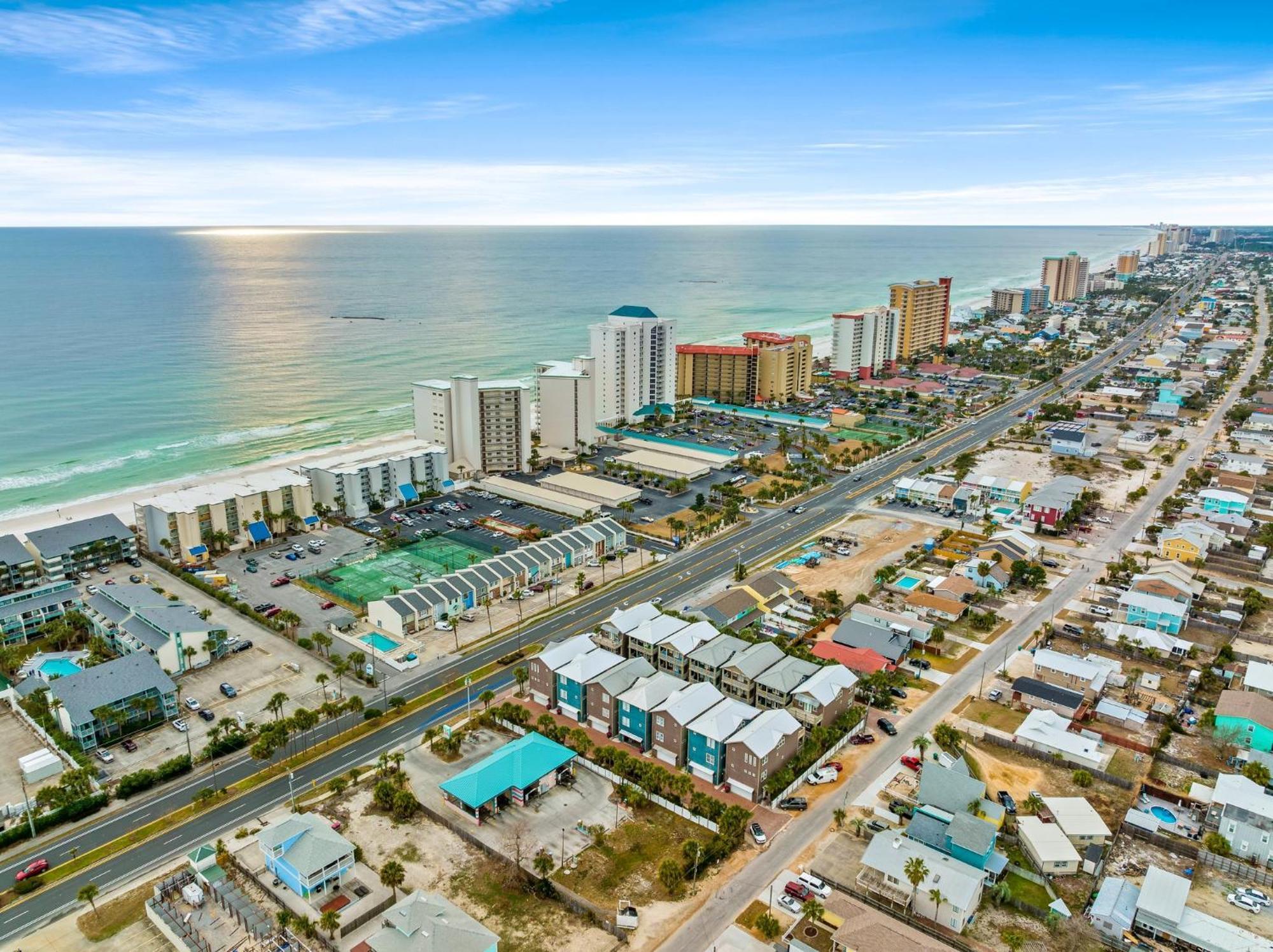 Crescent Moon Palace - A Luxury Home With Pool, Parking, Just Steps To The Beach Panama City Beach Exterior foto
